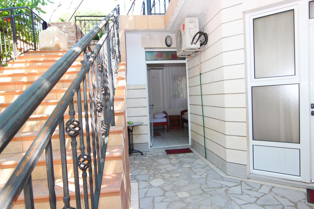 D&R Boreta Apartments Budva Bilik gambar
