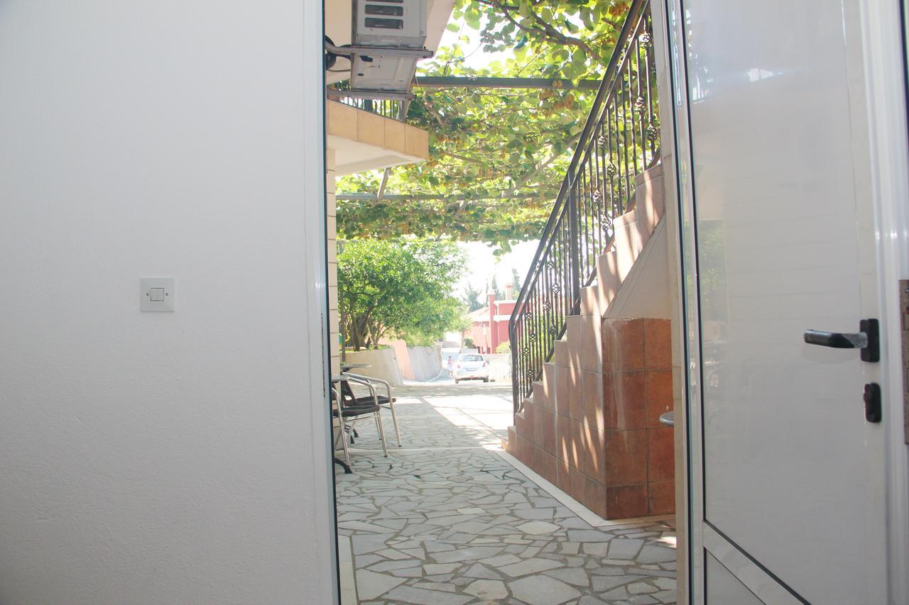 D&R Boreta Apartments Budva Bilik gambar